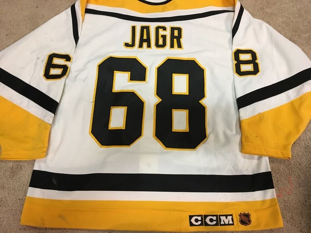 Jaromir Jagr 2013 Stanley Cup Finals White Boston Bruins Game Worn Jersey
