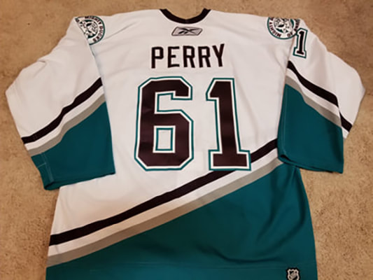 Anaheim Ducks Corey Perry 6'' x 8'' Plaque