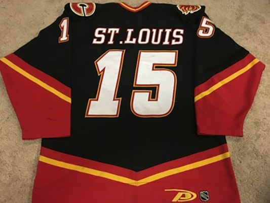 Martin St. Louis 99'00 ROOKIE Calgary Flames PHOTOMATCHED Game Worn Jersey