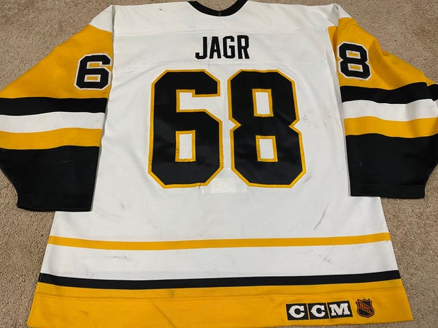1999-00 Jaromir Jagr Pittsburgh Penguins Game Worn Jersey - Art Ross Trophy  - Lester B. Pearson Trophy - 1st Team NHL All Star - Photo Match