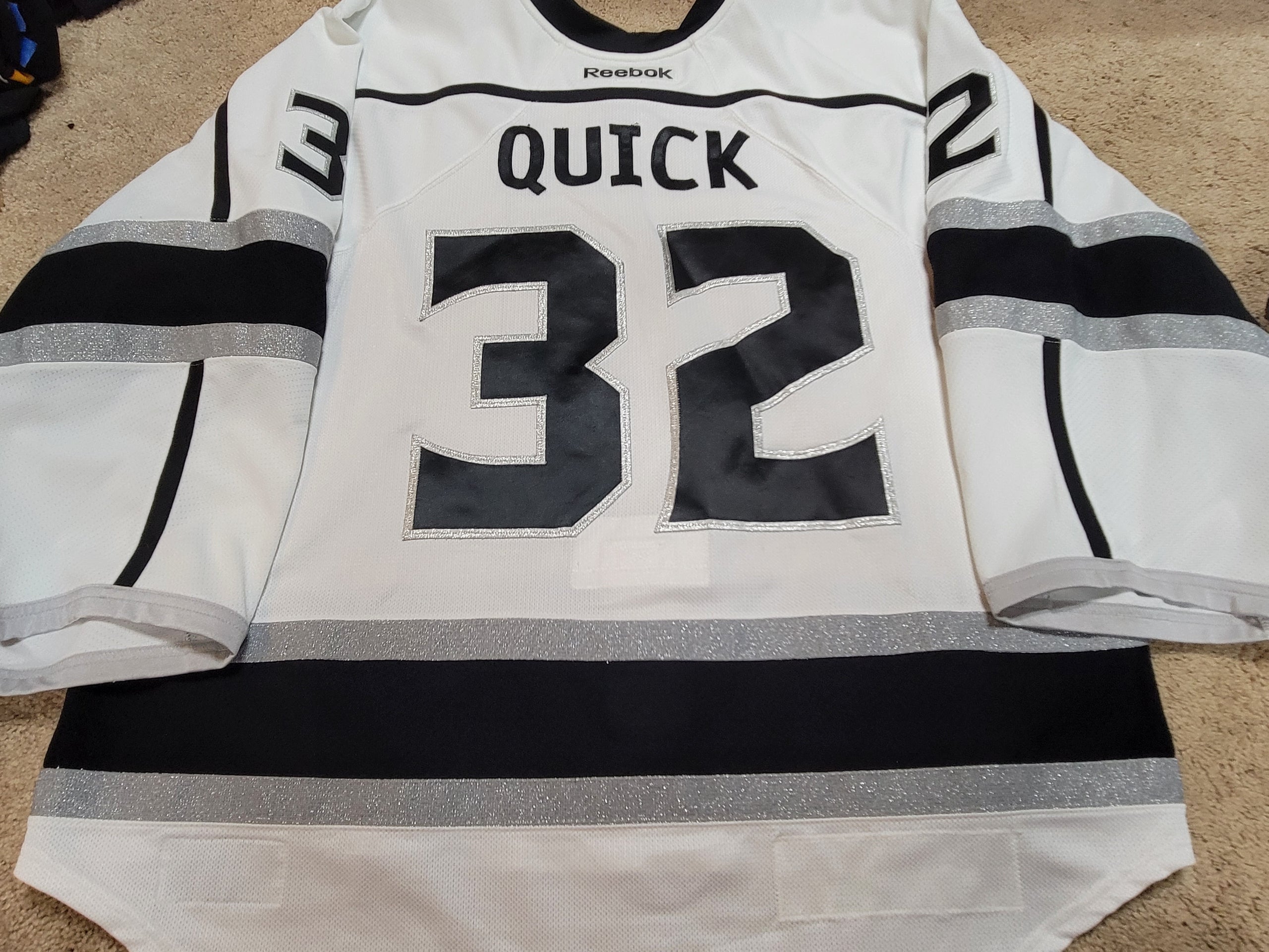 Jonathan Quick 08'09 ROOKIE White Los Angeles Kings Game Worn